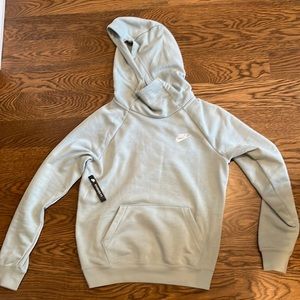 Brand new with tags womens size small nike high neck sweatshirt blue